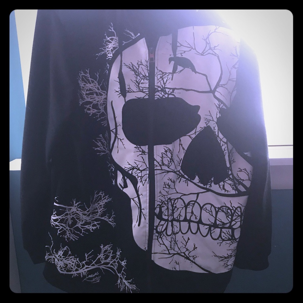 Men’s skull zip up hoodie